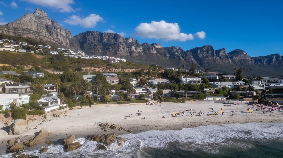 3 Bedroom Property for Sale in Clifton Western Cape